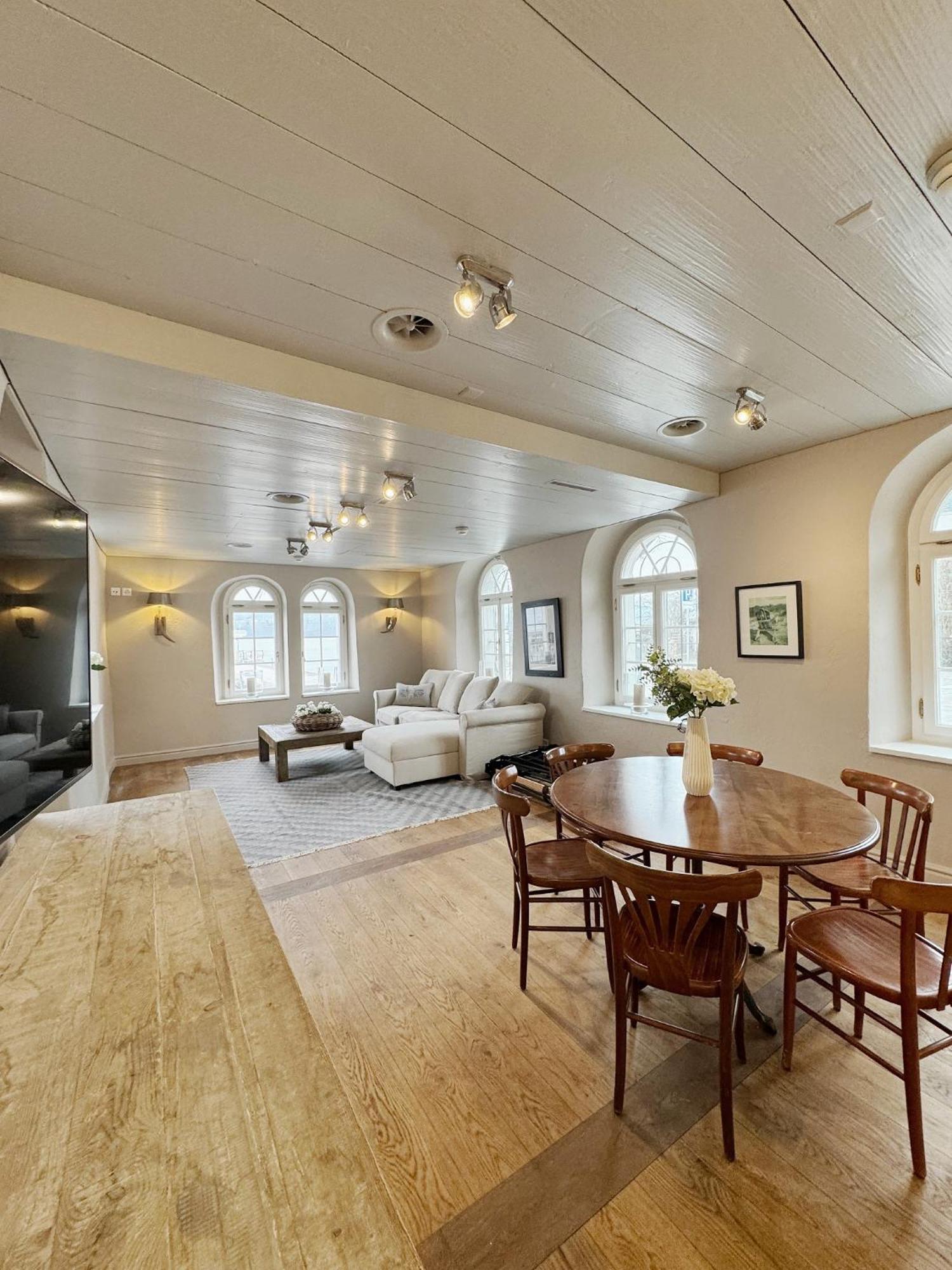 Hotel Hirschen Am See ไมเลน ภายนอก รูปภาพ